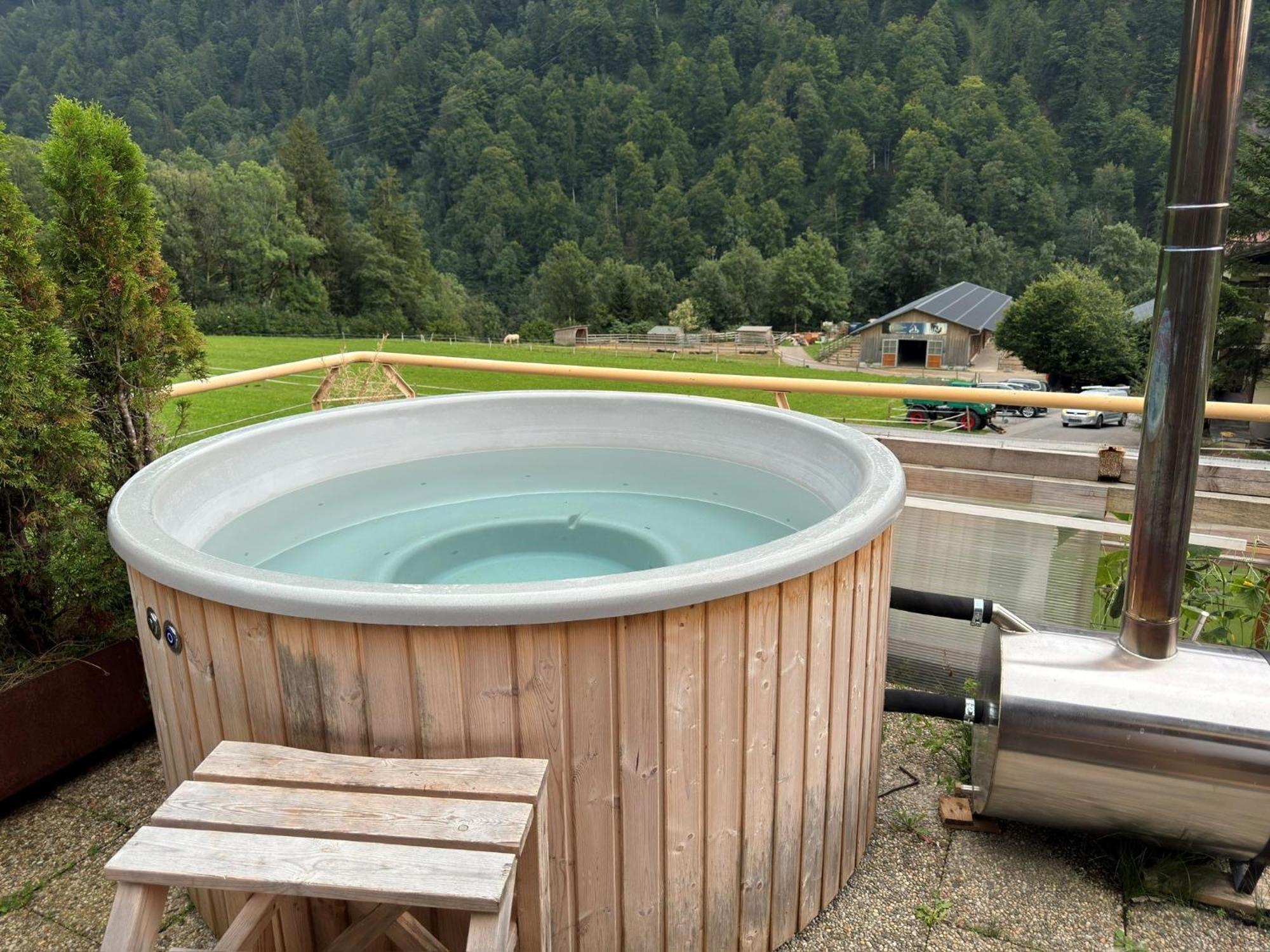 Freundliche 2-Zimmer-Erdgeschosswohnung Mit Garten In Seeberg Sonntag Exterior foto
